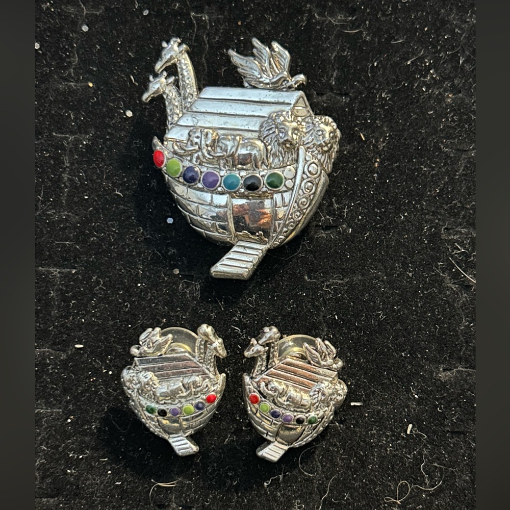Silver Noah's Ark Brooch and Earrings Set